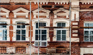 Профессиональное обследование объектов культурного наследия в Новошахтинске в октябре